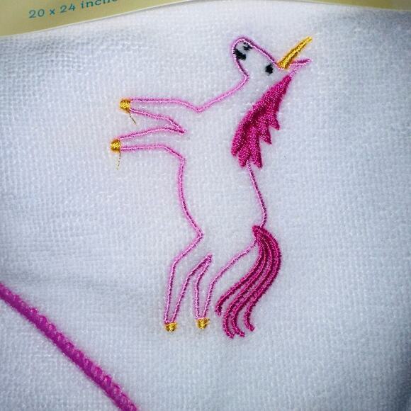 NIP Angel Of Mine Baby / Infant Hooded Towel Unicorn Design Bundle Of 2 - Picture 3 of 5
